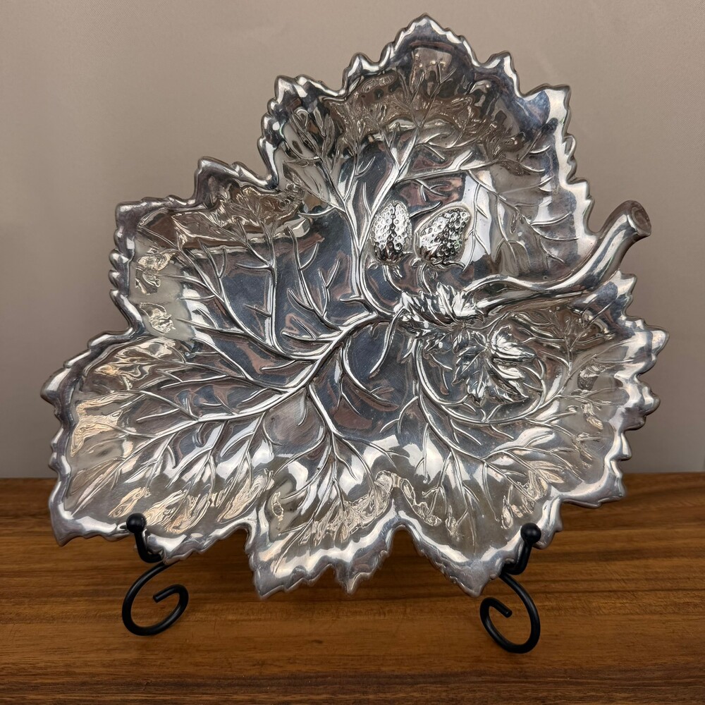 Crescent Silverware Manufacturing Co. Silverplate Leaf Shaped Bowl with Berry